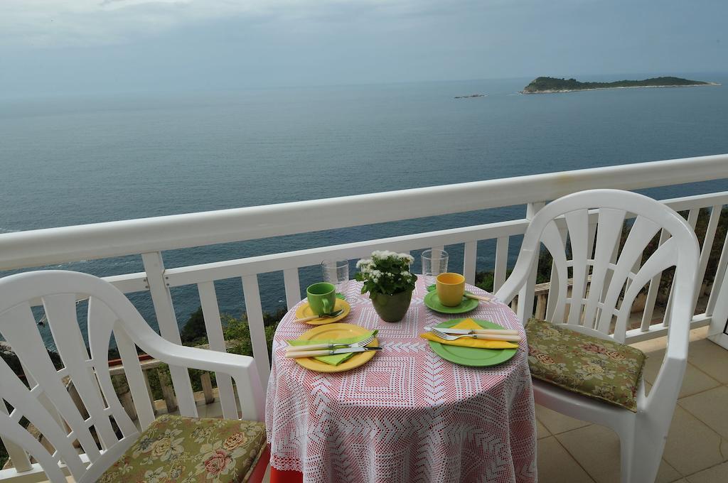 Apartment Bugenvila